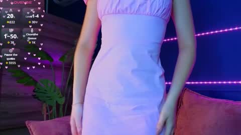 Snapshot of meow_mellie chatting on October 18, 2025, 2:03 am meow_mellie online show from October 18, 2025, 2:03 am