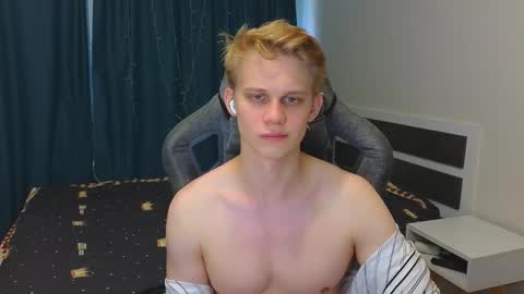 Mickey online show from November 5, 2025, 9:20 am