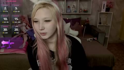 MeowkaKitty online show from May 10, 2026, 2:17 am