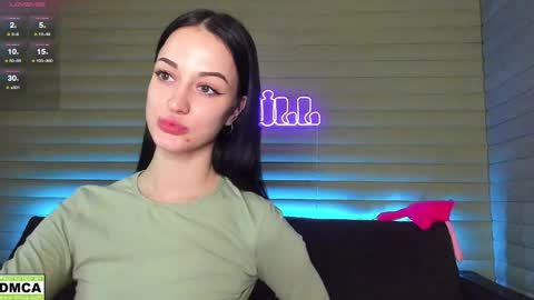 Snapshot of meowluv chatting on January 17, 2025, 5:11 am  NIKKY  STIVE     Every day from 1000  to 200  EST time. online show from January 17, 2025, 5:11 am