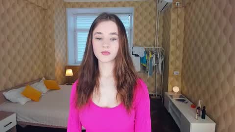 Snapshot of meoww_meows chatting on October 10, 2025, 9:08 am Julie online show from October 10, 2025, 9:08 am