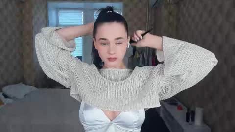 Snapshot of meoww_meows chatting on October 19, 2025, 9:21 am Julie online show from October 19, 2025, 9:21 am