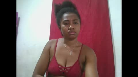 Snapshot of meraldaaaa chatting on October 4, 2025, 9:51 am meraldaaaa online show from October 4, 2025, 9:51 am