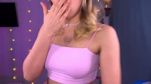 Molly online show from October 12, 2025, 3:33 pm