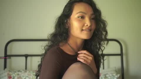 Snapshot of mercedesss_8 chatting on April 29, 2026, 12:20 pm Next show on 03 Dec online show from April 29, 2026, 12:20 pm