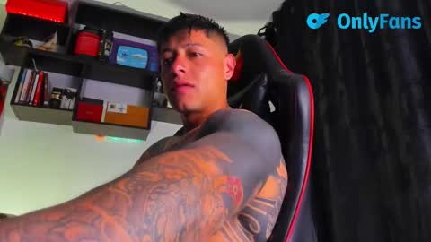 Snapshot of mercenaryxxx chatting on September 17, 2025, 9:33 am Neith online show from September 17, 2025, 9:33 am