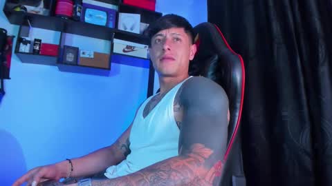 Snapshot of mercenaryxxx chatting on October 16, 2025, 10:44 pm Neith online show from October 16, 2025, 10:44 pm