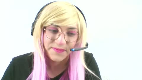 Snapshot of mercie_11 chatting on October 10, 2025, 3:05 am MERCIE online show from October 10, 2025, 3:05 am