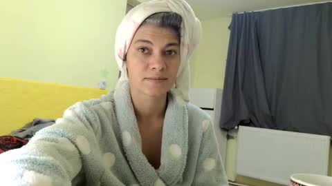 Snapshot of merciylove chatting on October 10, 2025, 2:16 pm Miss Helena online show from October 10, 2025, 2:16 pm