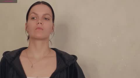 Miya online show from March 4, 2026, 7:36 am