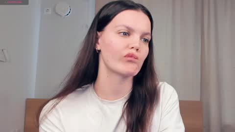 Miya online show from March 25, 2026, 7:36 am