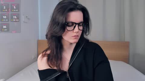 Miya online show from April 5, 2026, 8:11 am