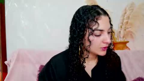Merida Bell online show from June 12, 2026, 3:05 am