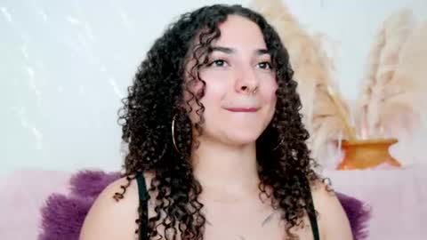Merida Bell online show from June 12, 2026, 11:46 pm