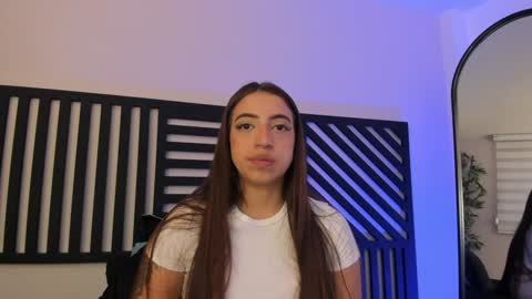Snapshot of merida_taylor_ chatting on January 4, 2025, 6:51 pm Merida online show from January 4, 2025, 6:51 pm