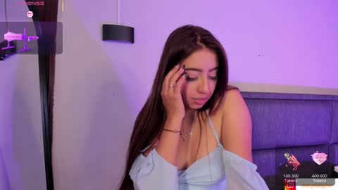 Snapshot of merida_taylor_ chatting on February 4, 2025, 6:17 pm Merida online show from February 4, 2025, 6:17 pm
