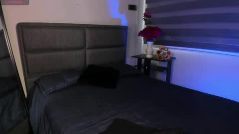 Snapshot of merida_taylor_ chatting on March 10, 2025, 12:59 pm Merida online show from March 10, 2025, 12:59 pm
