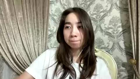 merlenebixel online show from July 16, 2026, 4:24 pm