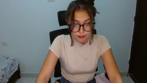merly_14 online show from June 1, 2026, 3:08 am