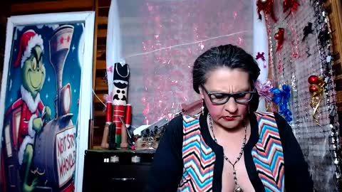 Snapshot of merlyna_goldens chatting on December 11, 2024, 3:24 am My next birthday is December 11th. online show from December 11, 2024, 3:24 am