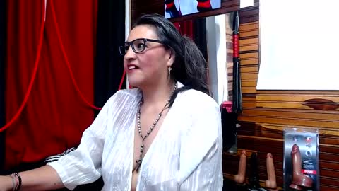 Snapshot of merlyna_goldens chatting on December 19, 2024, 6:23 am My next birthday is December 11th. online show from December 19, 2024, 6:23 am