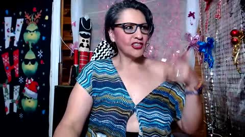Snapshot of merlyna_goldens chatting on December 24, 2024, 6:33 am My next birthday is December 11th. online show from December 24, 2024, 6:33 am