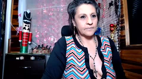 Snapshot of merlyna_goldens chatting on December 28, 2024, 3:15 am My next birthday is December 11th. online show from December 28, 2024, 3:15 am