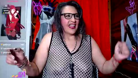 Snapshot of merlyna_goldens chatting on January 11, 2025, 10:29 pm My next birthday is December 11th. online show from January 11, 2025, 10:29 pm
