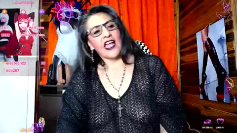 Snapshot of merlyna_goldens chatting on January 22, 2025, 6:20 am My next birthday is December 11th. online show from January 22, 2025, 6:20 am