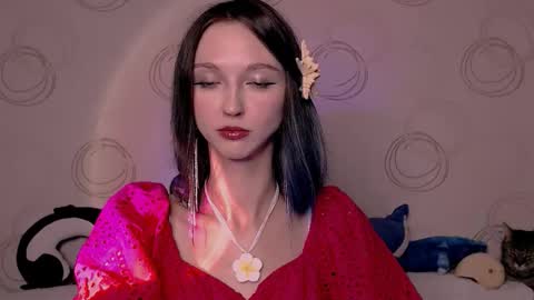 mermaidvibestides online show from December 4, 2025, 7:22 pm