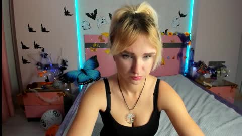 Snapshot of merymidnight chatting on October 24, 2025, 6:21 am merymidnight online show from October 24, 2025, 6:21 am