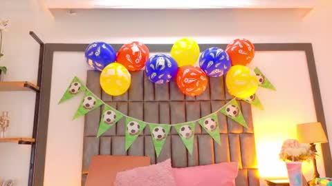 Mery Stone online show from June 15, 2026, 4:47 am