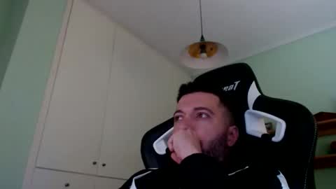 Snapshot of metalic18 chatting on October 3, 2025, 5:48 am FunnyTimeHere online show from October 3, 2025, 5:48 am