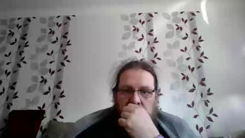 Snapshot of metallbuddy chatting on March 6, 2025, 10:20 am ask me online show from March 6, 2025, 10:20 am