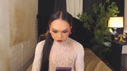 Snapshot of metawinathan chatting on November 13, 2025, 3:33 pm myka online show from November 13, 2025, 3:33 pm