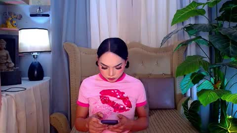 Snapshot of metawinathan chatting on December 17, 2025, 3:34 am myka online show from December 17, 2025, 3:34 am