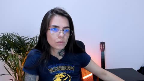Meurif online show from January 3, 2025, 4:37 pm