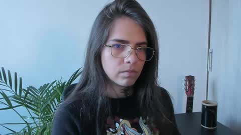 Meurif online show from May 3, 2026, 2:56 pm