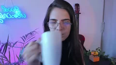 Meurif online show from July 25, 2026, 10:29 pm