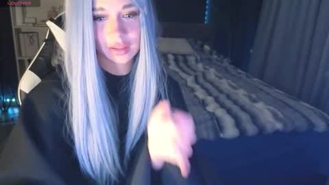 Snapshot of mezzalunaa chatting on September 23, 2025, 12:02 am vollmond online show from September 23, 2025, 12:02 am