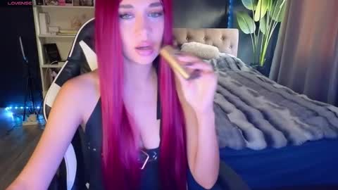 Snapshot of mezzalunaa chatting on October 5, 2025, 6:01 am vollmond online show from October 5, 2025, 6:01 am