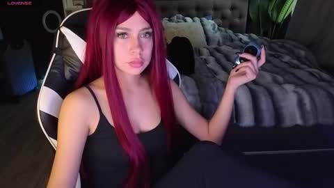 vollmond online show from December 2, 2025, 7:36 am