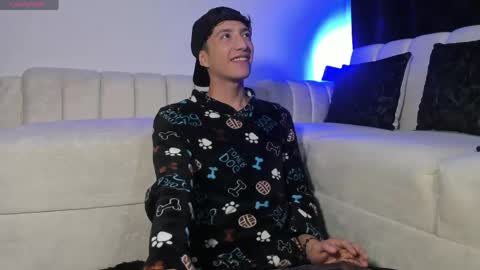 MATHIAS online show from May 9, 2026, 5:01 am