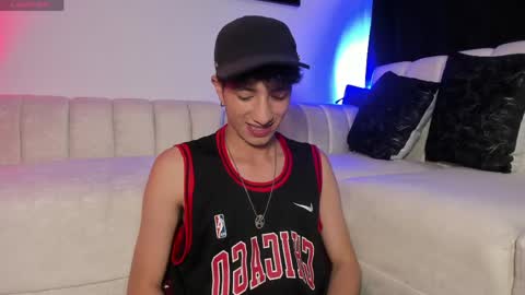 MATHIAS online show from May 13, 2026, 5:49 am