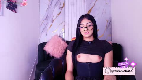 Mhia Kate online show from June 6, 2026, 12:10 pm