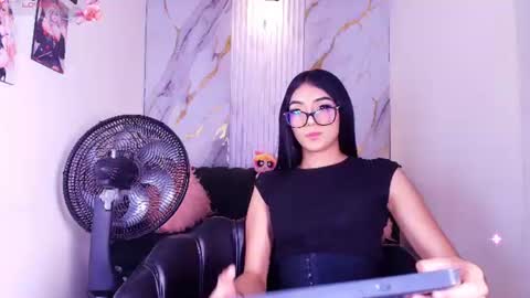 Mhia Kate online show from June 20, 2026, 12:19 pm