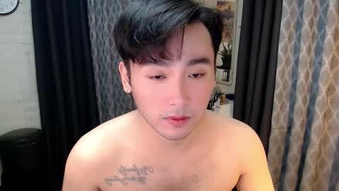 Mhikael online show from September 14, 2025, 3:11 pm