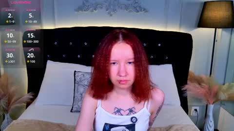 Snapshot of mi_mi_mia chatting on July 21, 2026, 6:10 pm Mia online show from July 21, 2026, 6:10 pm