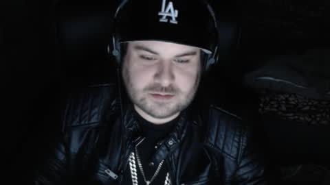 Snapshot of mi_vida21 chatting on January 9, 2026, 4:21 pm just ask online show from January 9, 2026, 4:21 pm