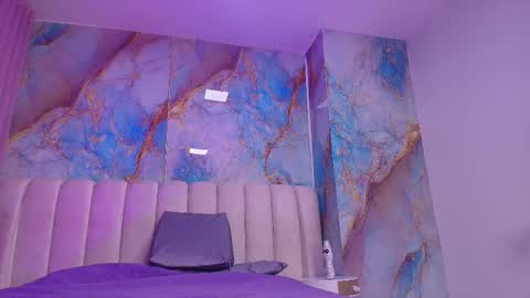 Emi online show from March 19, 2026, 7:29 pm